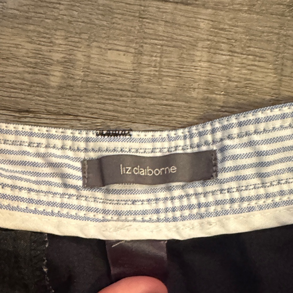 Liz Claiborne Dark Blue Women's Bermuda Shorts / DG130 - Picture 3 of 4